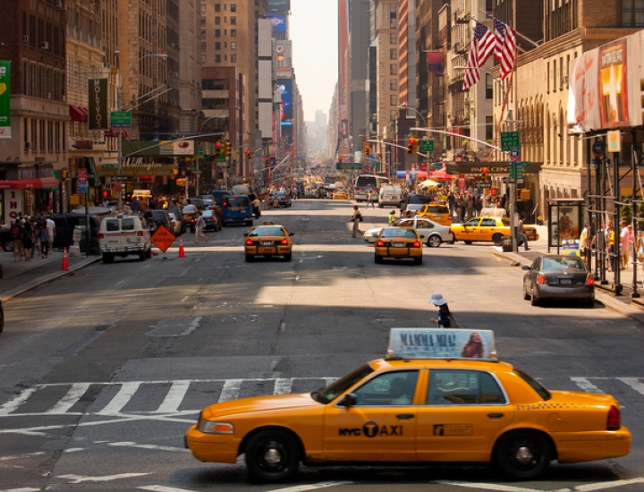 账号批发市场便宜的艾皇短信测压